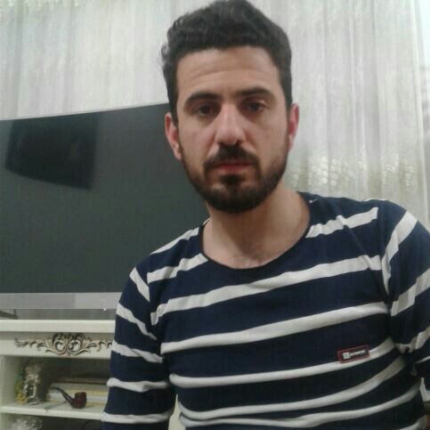 امین مومن پور