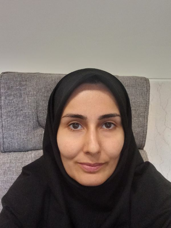سارا بهادرخان