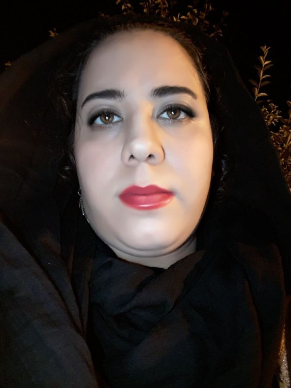 آتنا سلیمی