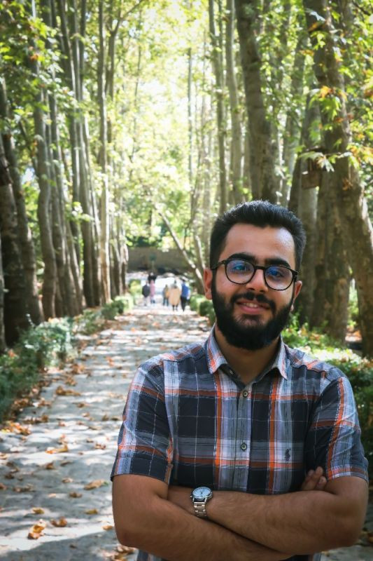 پدرام پوراکبری نایینی