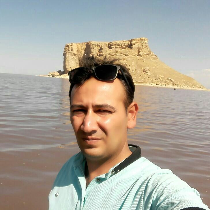 یاسر طالبی