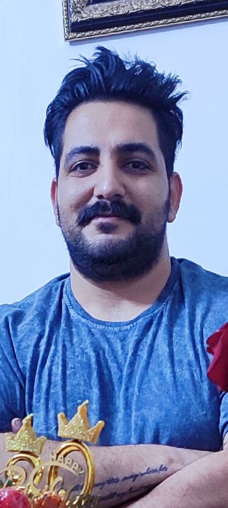 علی کاشی زاده
