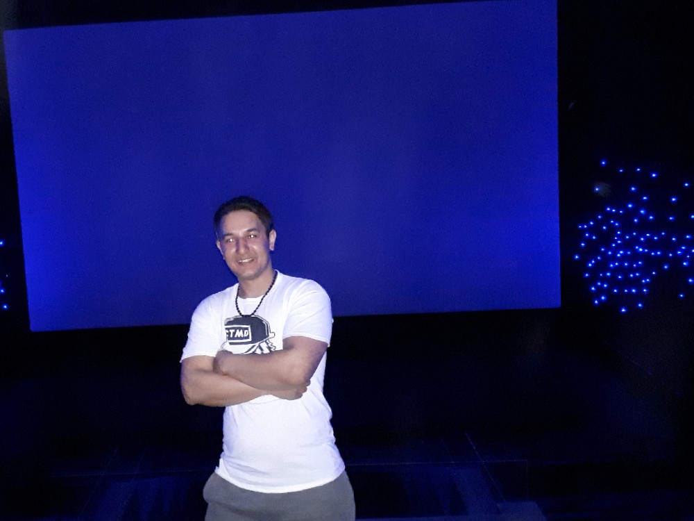 مهرداد عسگری