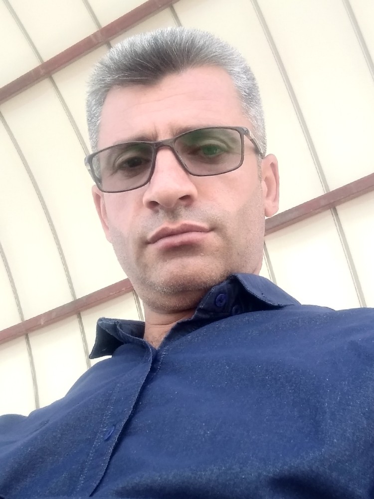 بهروز مهاجری