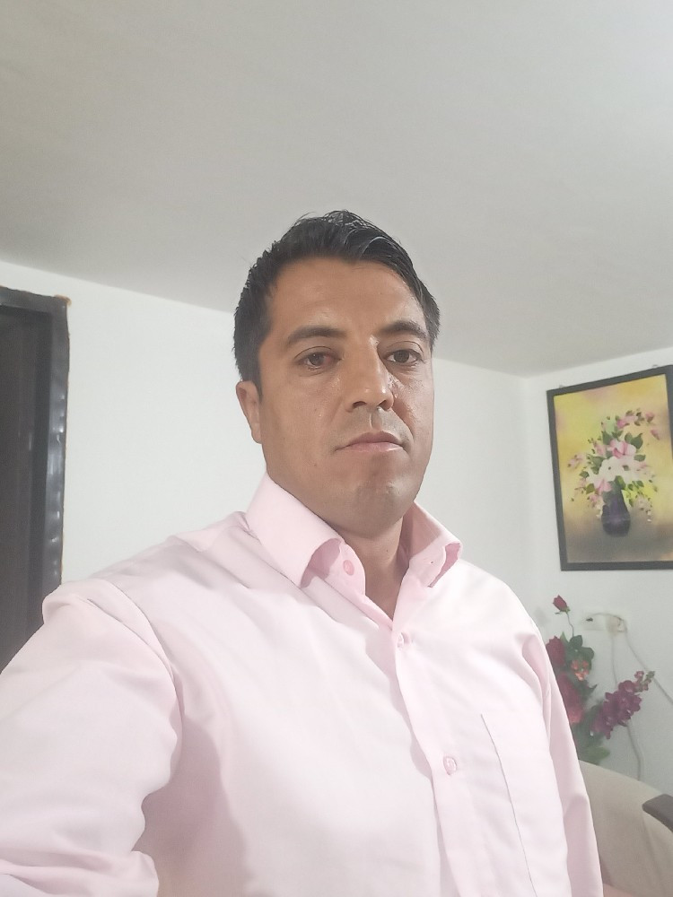 احد ظهیری
