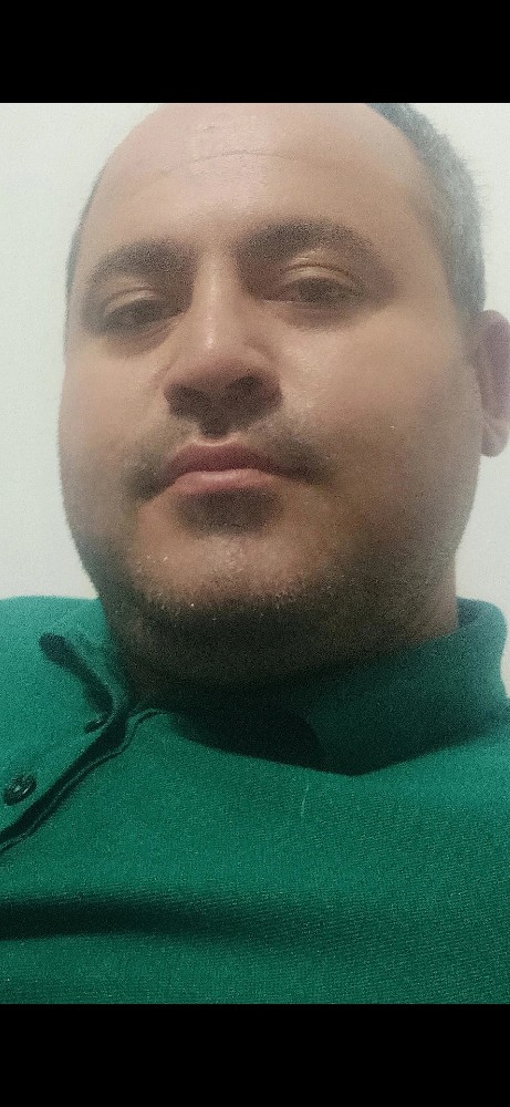 بهزاد اقایی