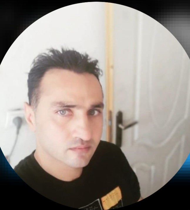 اسکندر علی اکبری