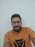 میثم آزادیخواه