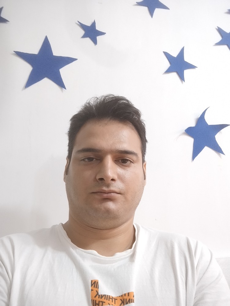 میلاد شهریاری