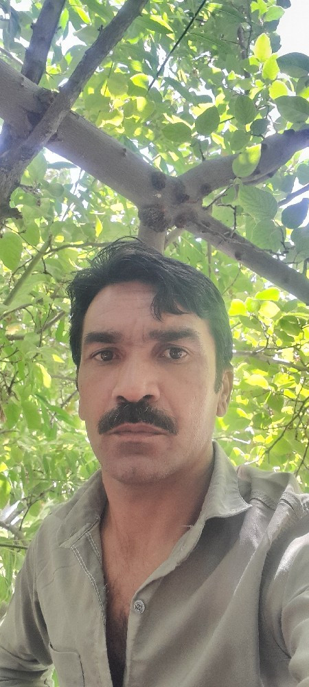 امید عزیزی