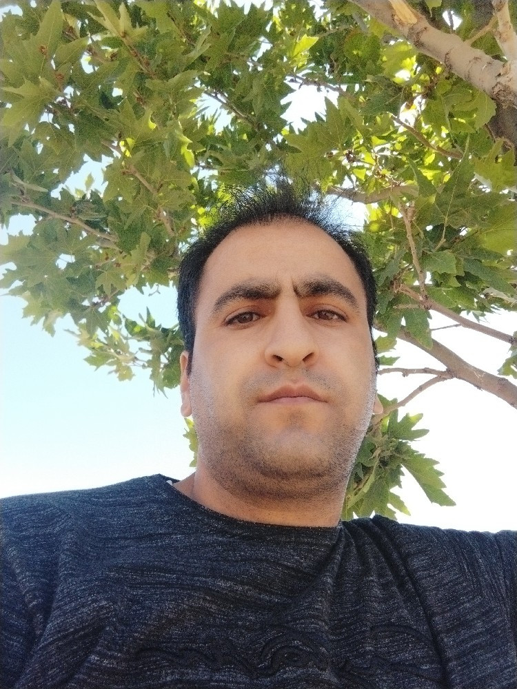 علی خزائی