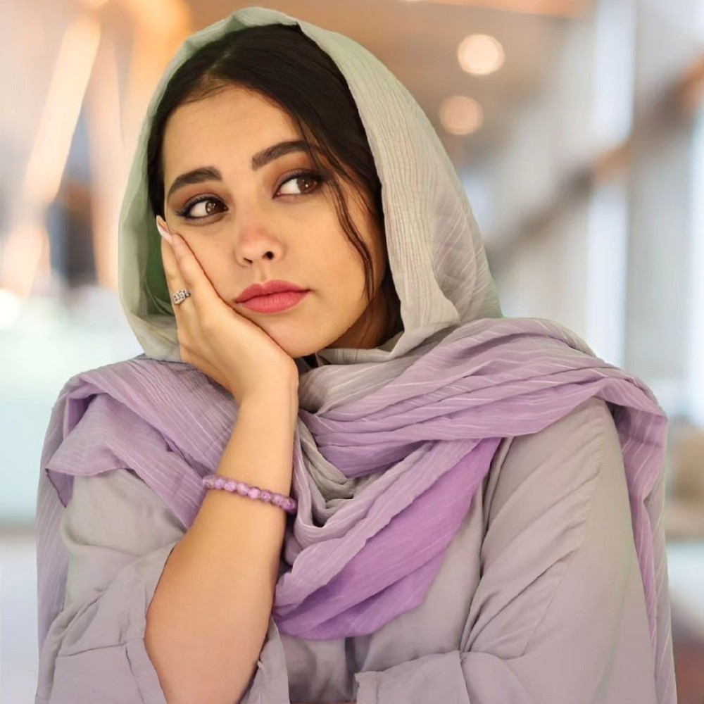 یگانه کوروش احسن