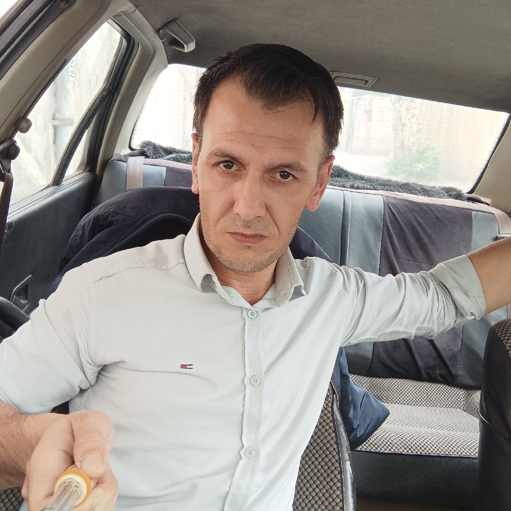 محسن فتحی