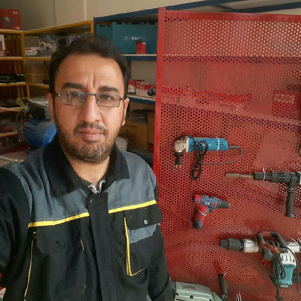 جواد هاتفی