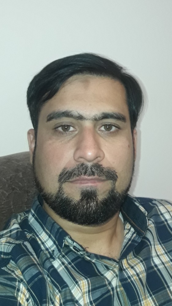 علیرضا همتی نسب