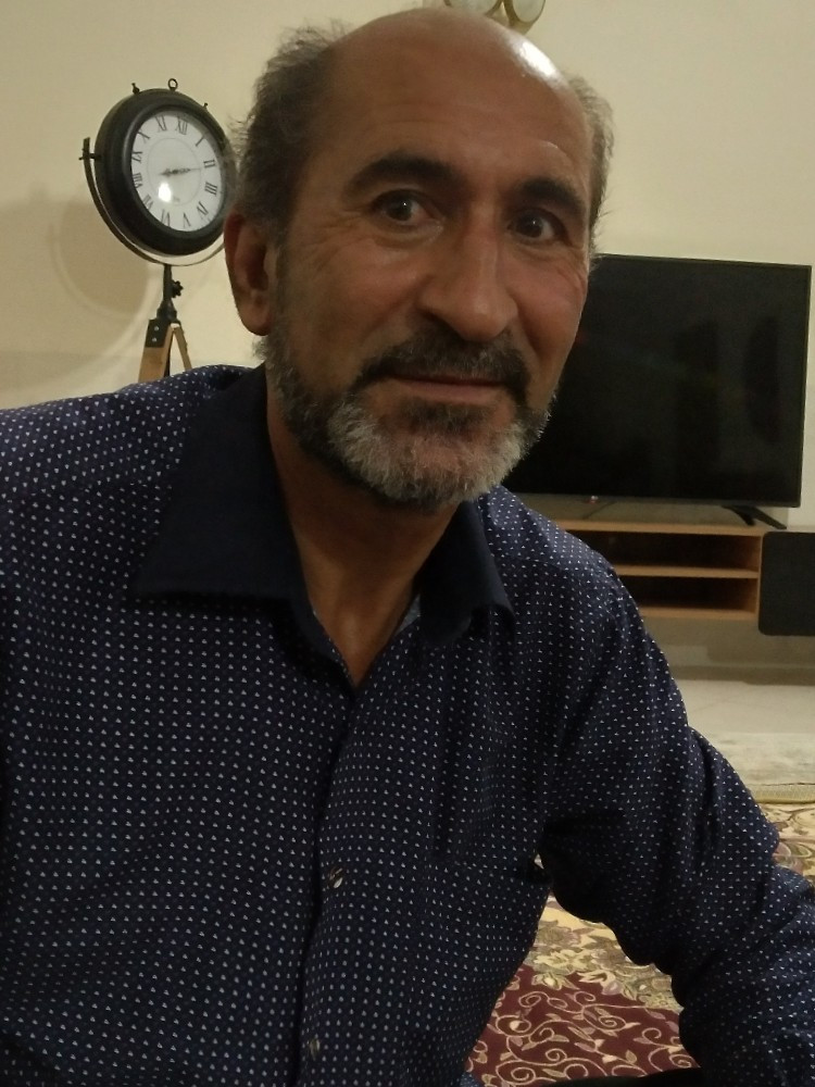 خداداد مومنی