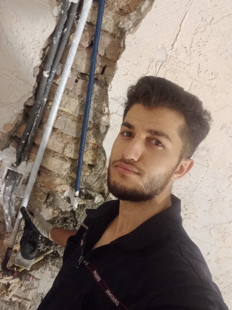 پارسا علی ین