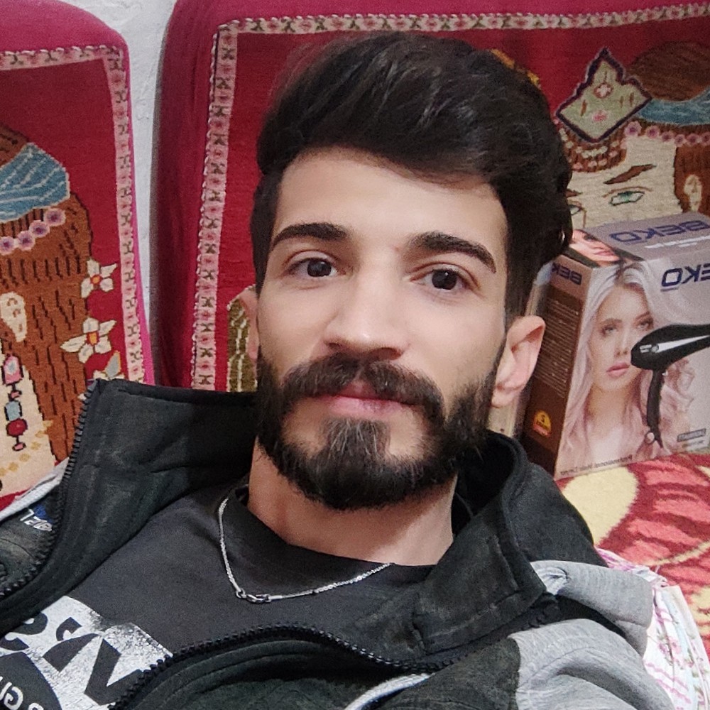 آرش جهانخواه