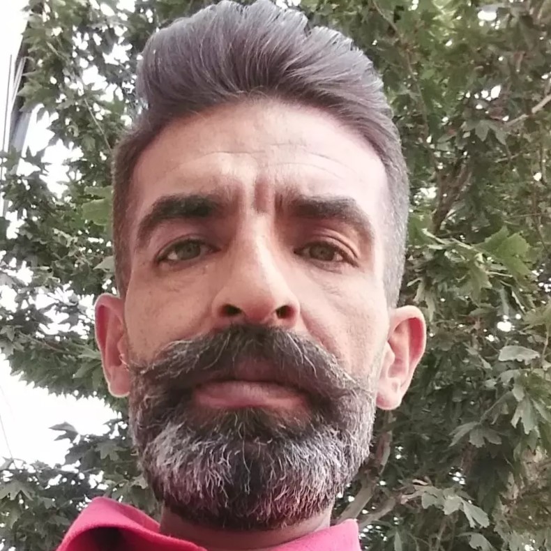 علی اکبری