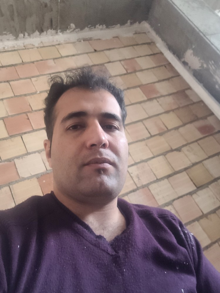فرامرز غلامی