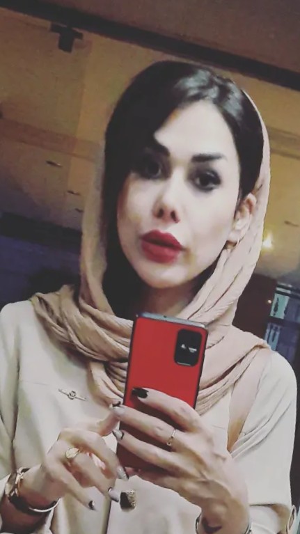زهرا بهرامی