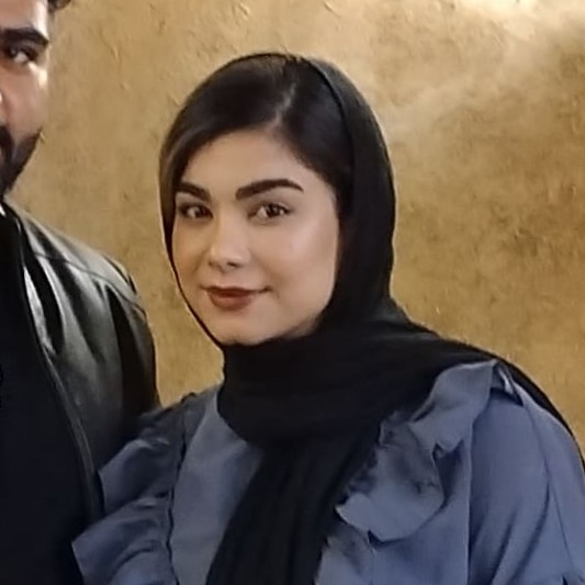 سایه یزدی نژاد