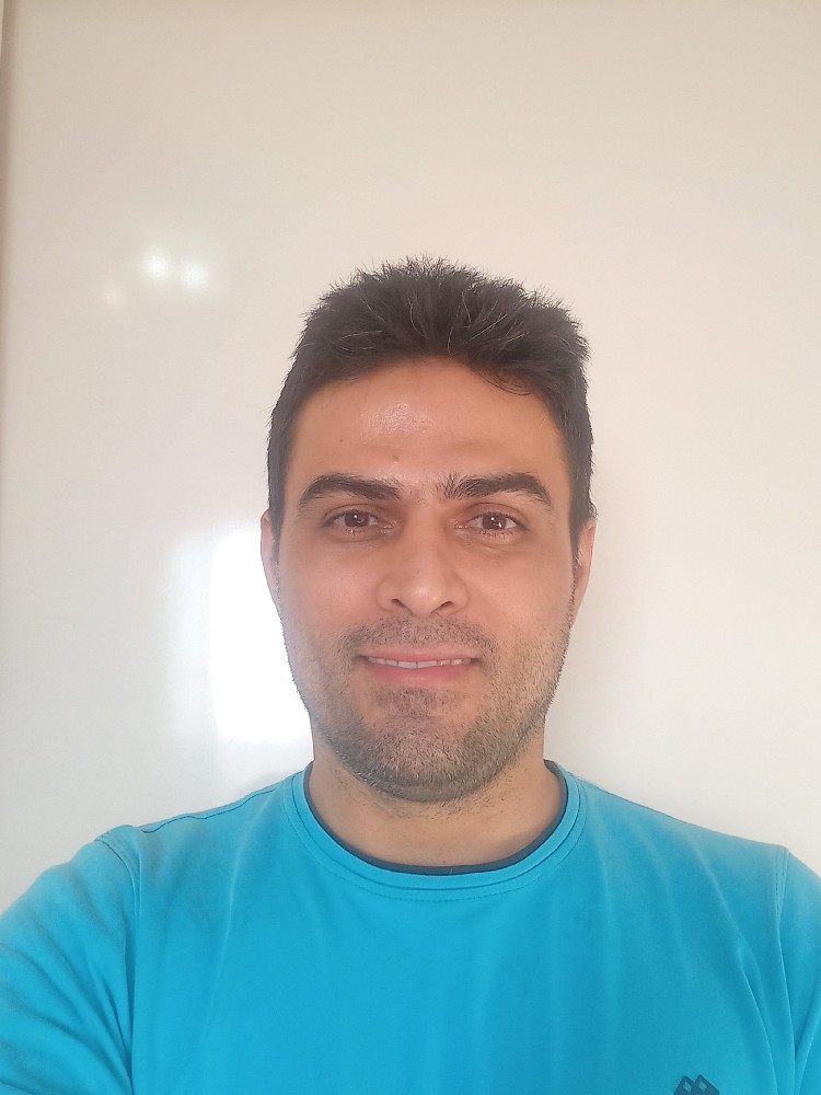 پرویز فریورتنها