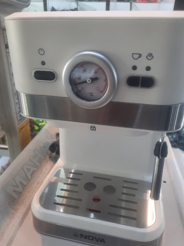 دنیای شکلات خیابان جی