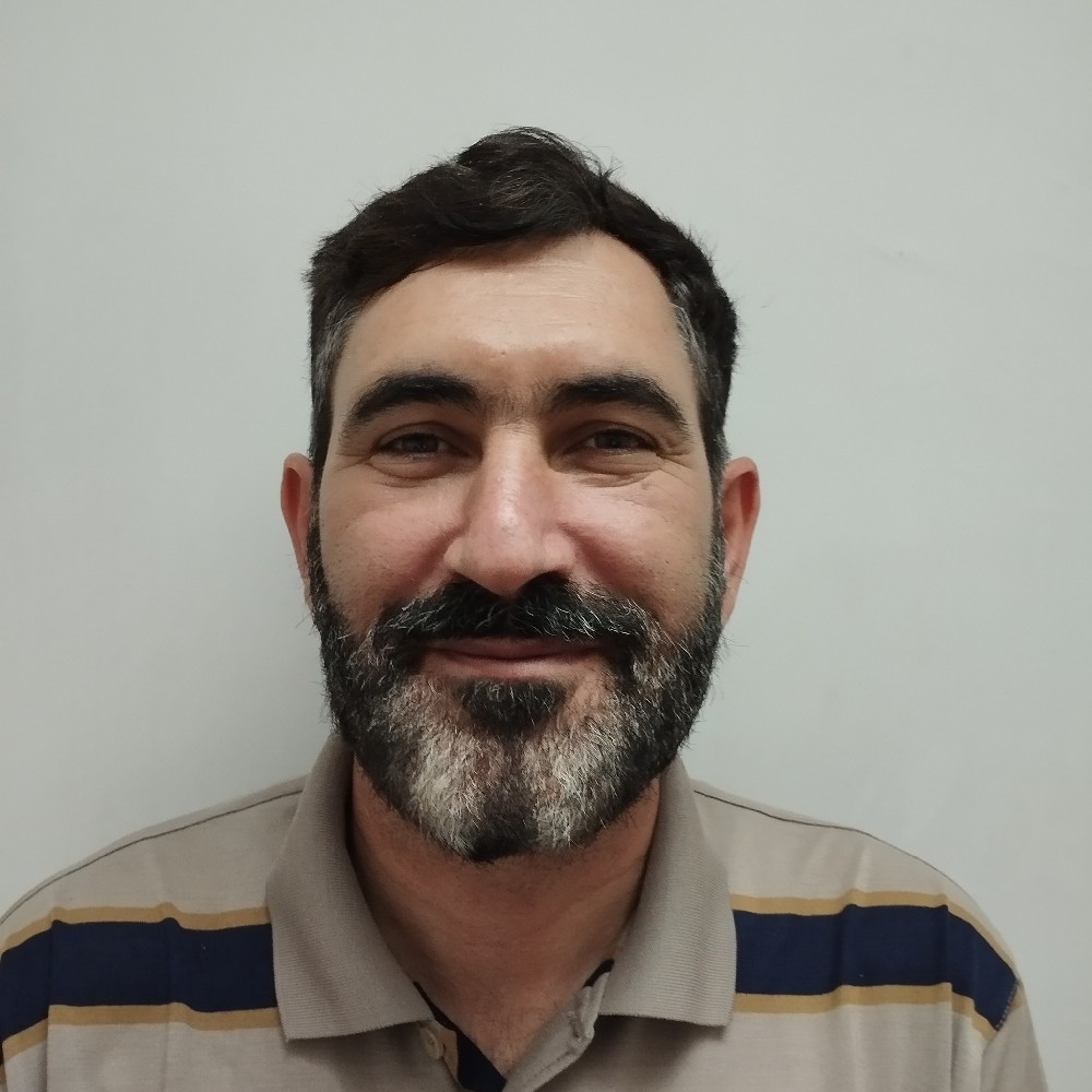 حسین اسدی