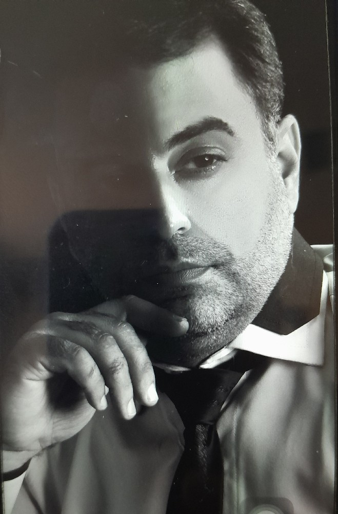 فرشاد کاروان