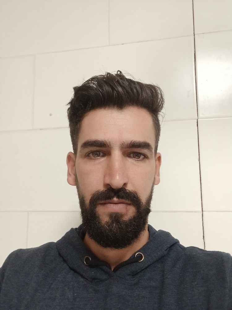 محسن کارگر