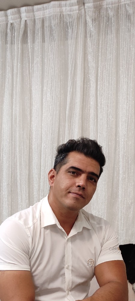 وحید مقصودی