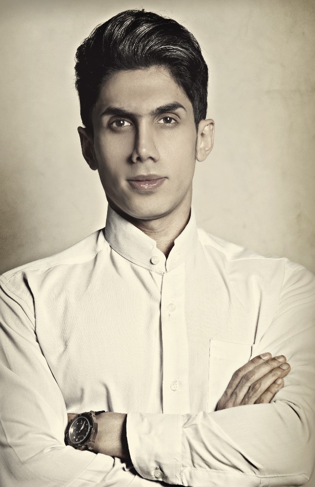 علیرضا موحد