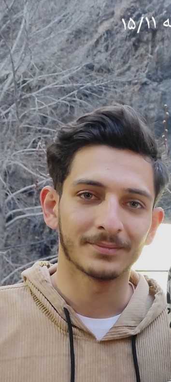 علیی هاشمی