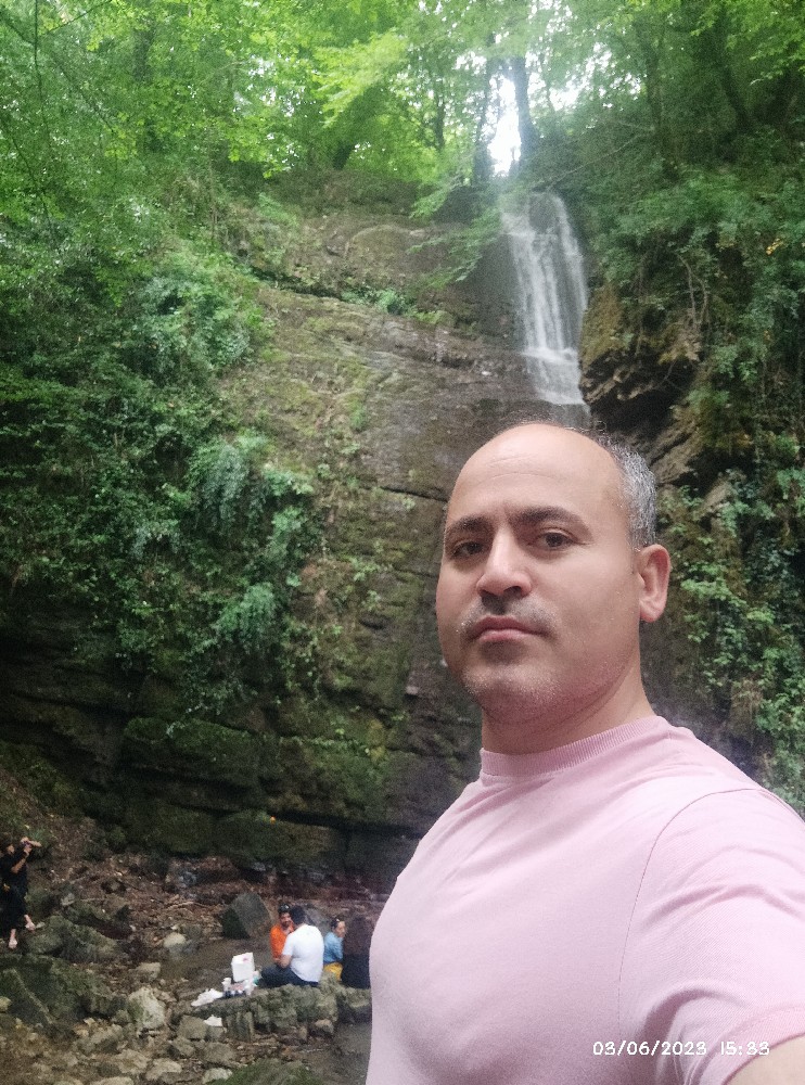 بهزاد اقایی