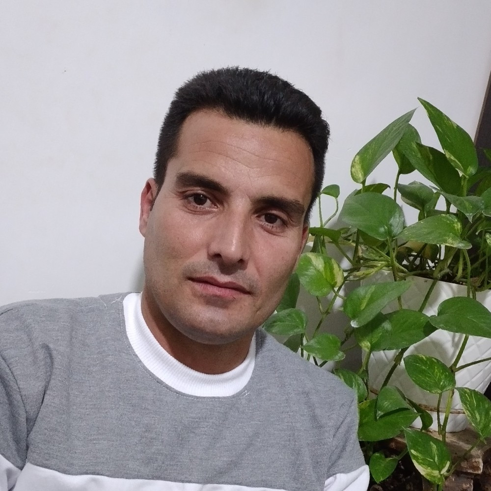داود شیرخانی