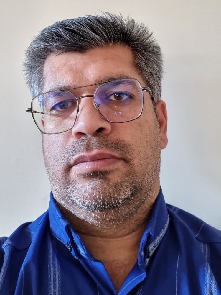 عباس فروتن