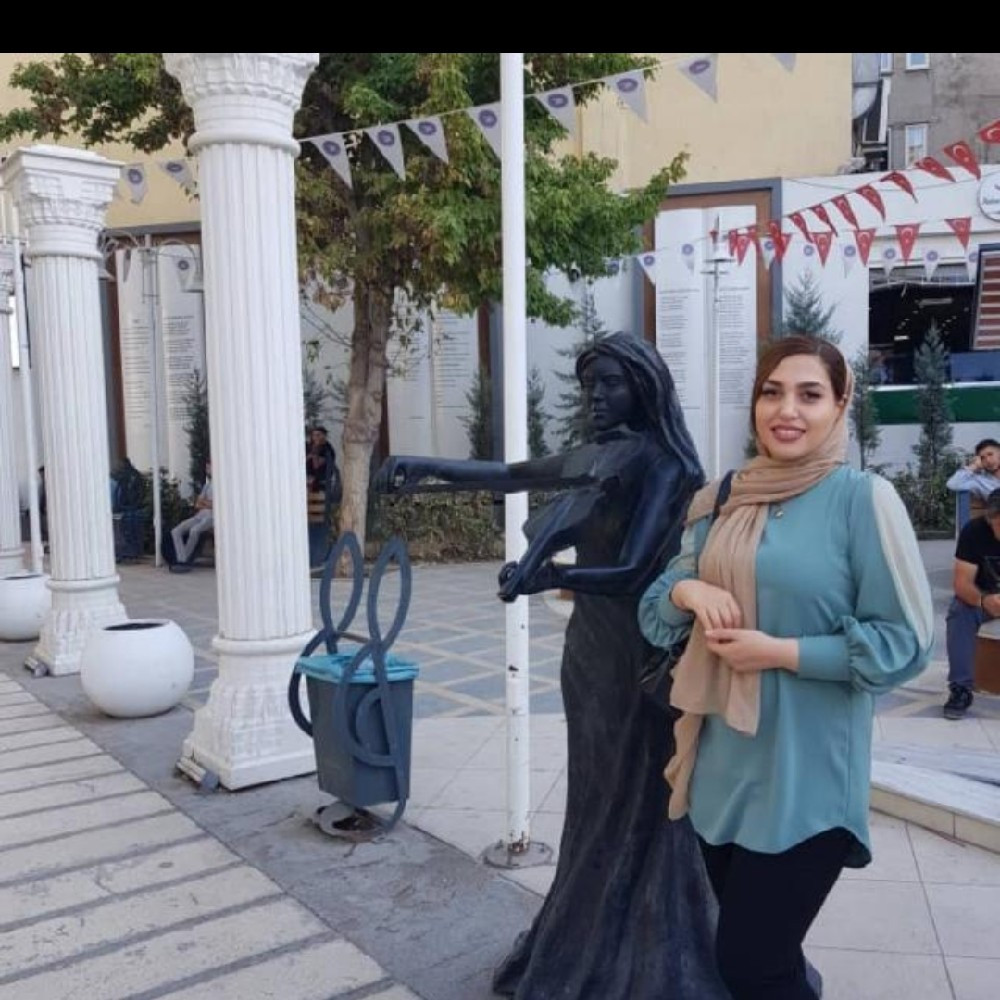 هنگامه شافعی