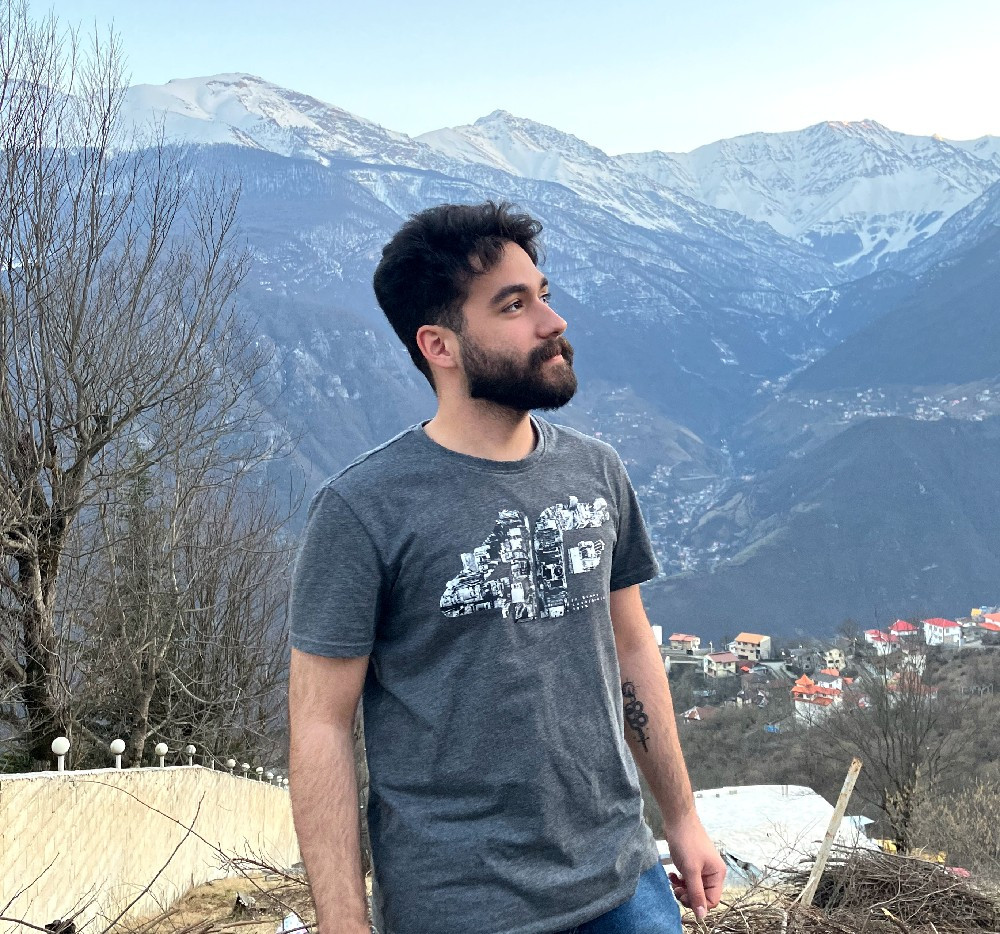 علیرضا صادق کوهستانی