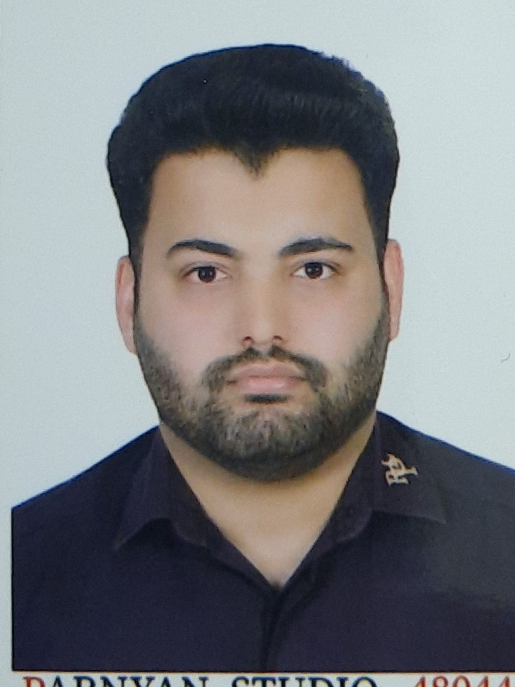 علی احمدیان