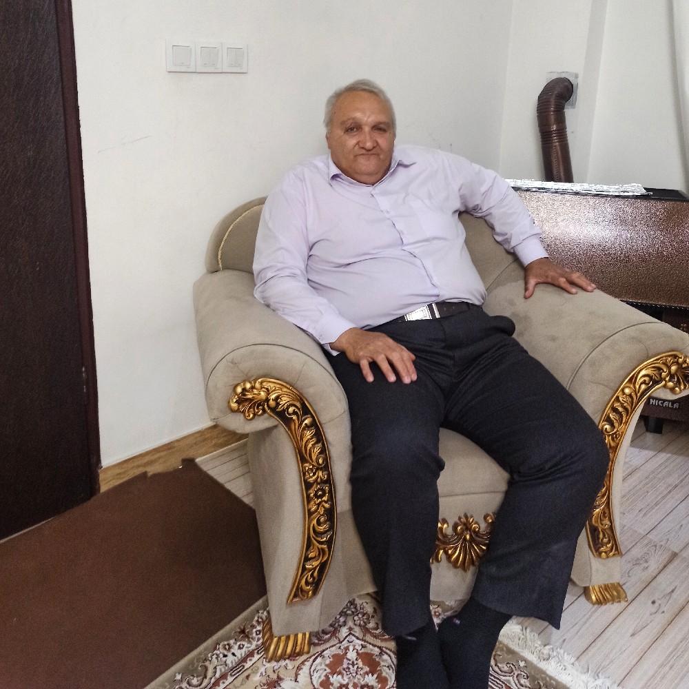 حسین شاکراردکانی