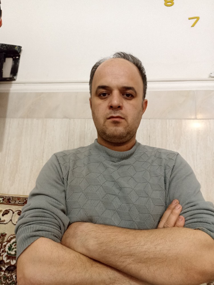 هادی زنگینه