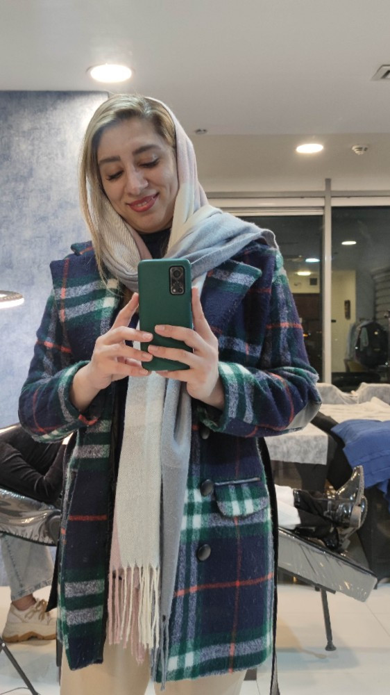 عاطفه عباسی مهرآبادی