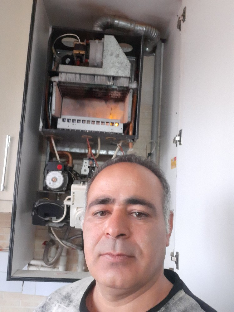 مصطفی جاویدپور
