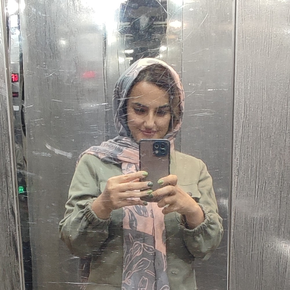 هاجر میرآبادیان