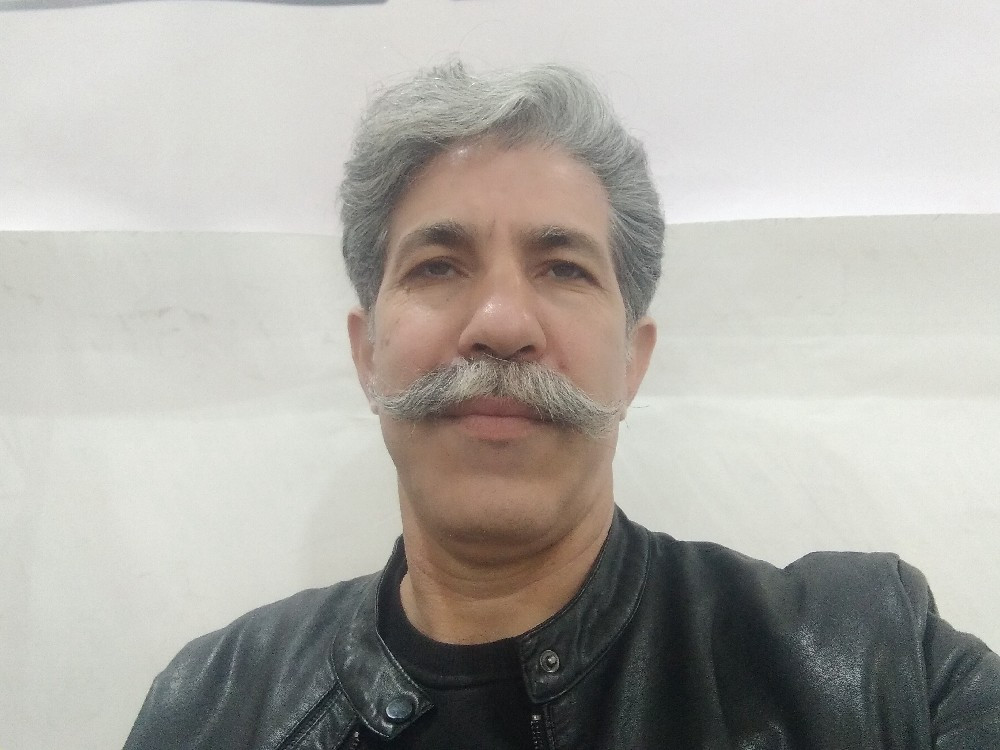 اکبر وحیدی معین