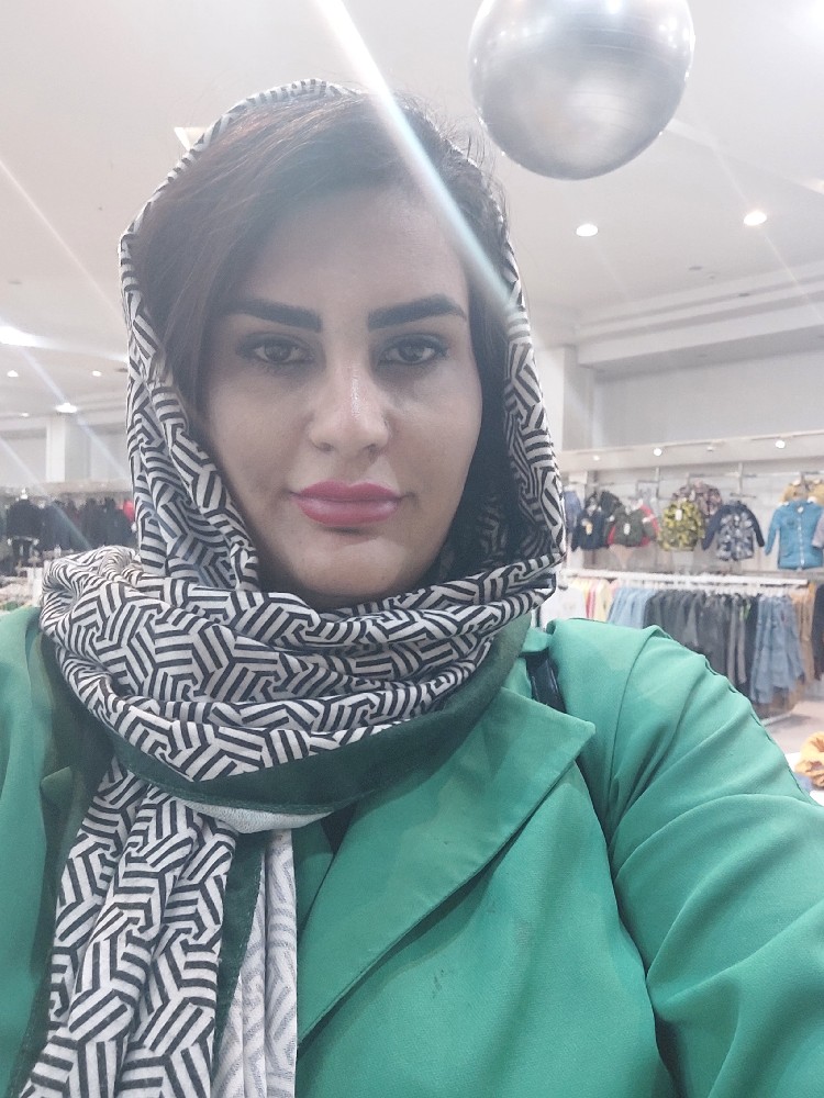 آرزو کریمی