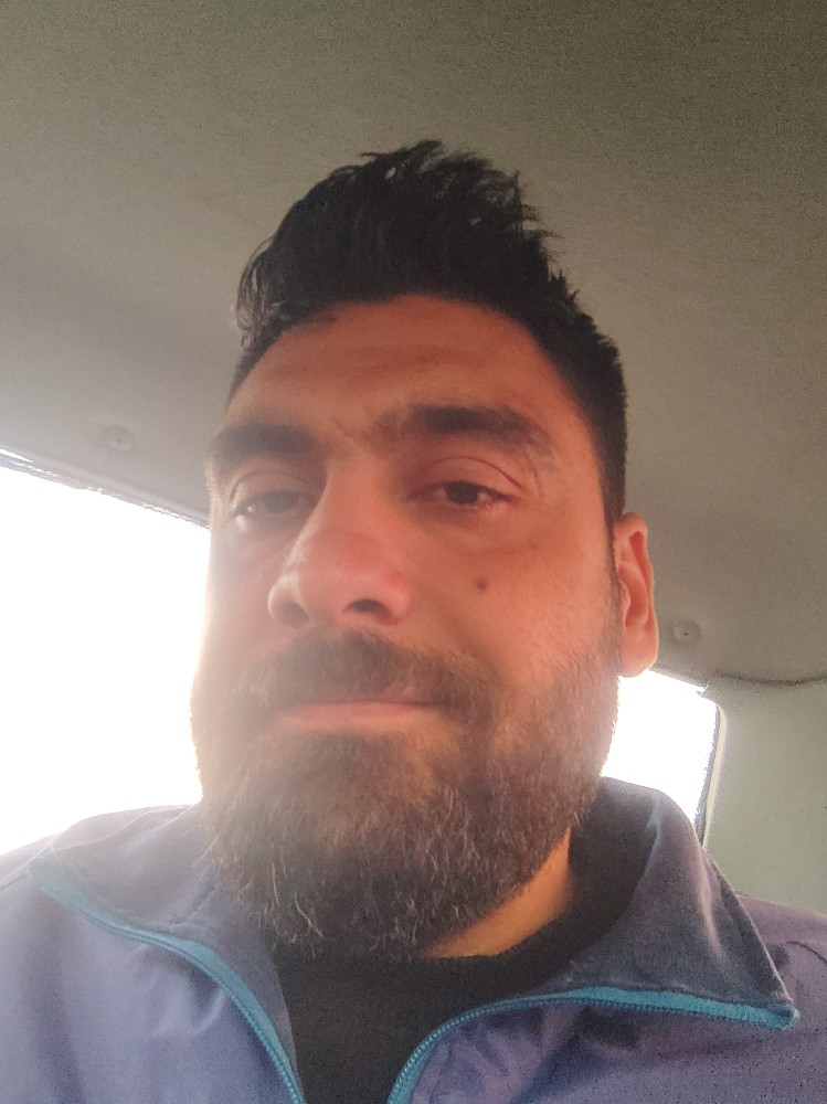 نیما صادقی