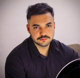 بابک حقی