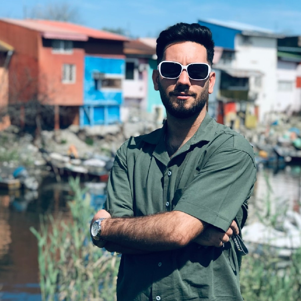 ایمان وحدی